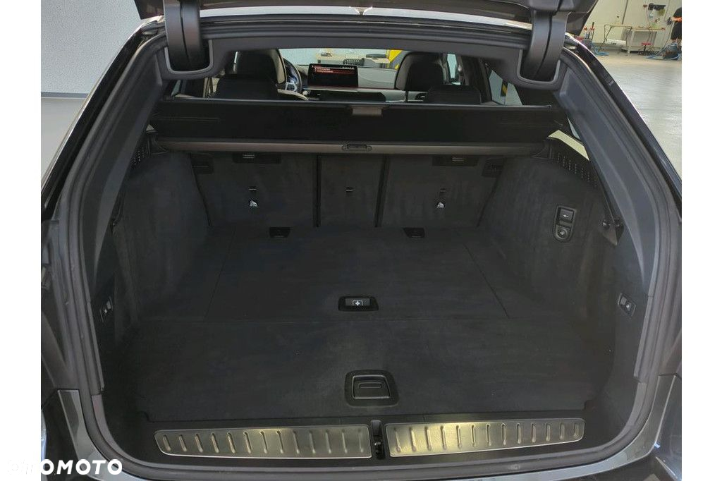 BMW Seria 5 - 13