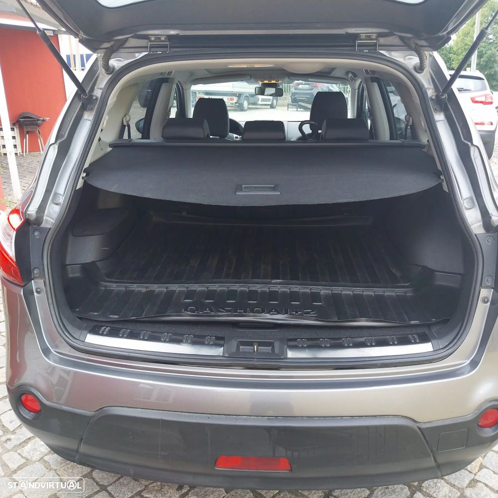 Nissan Qashqai +2 1.6 dCi Tekna Premium 18 - 6