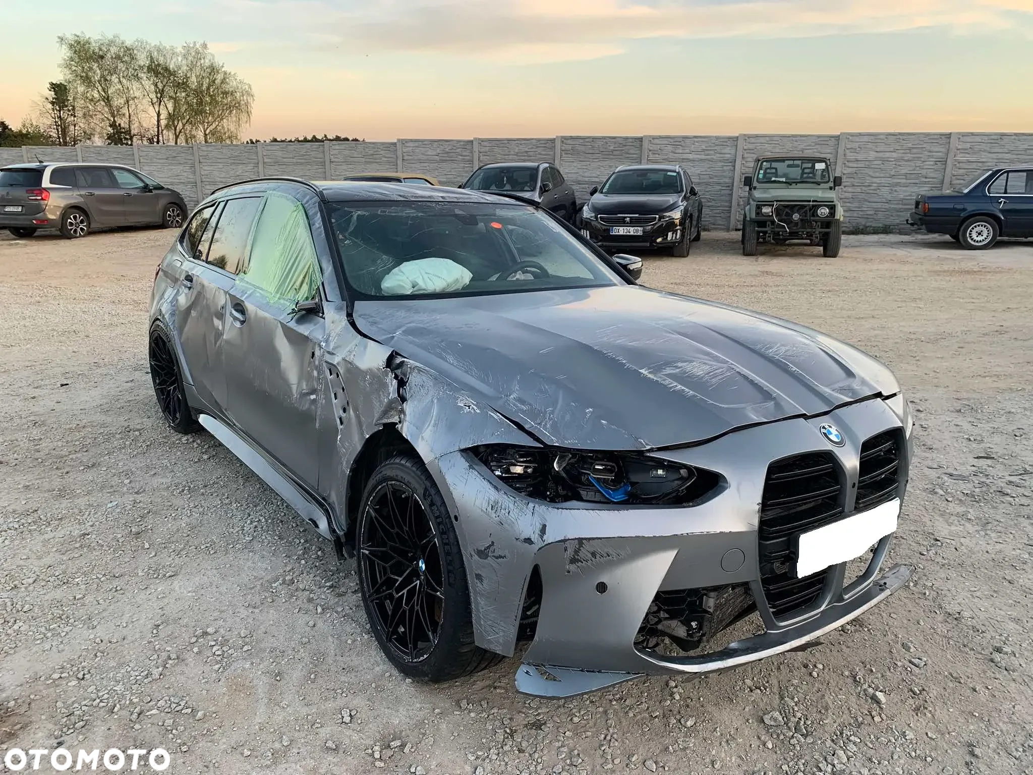 BMW M3 Competition Touring M xDrive - 40