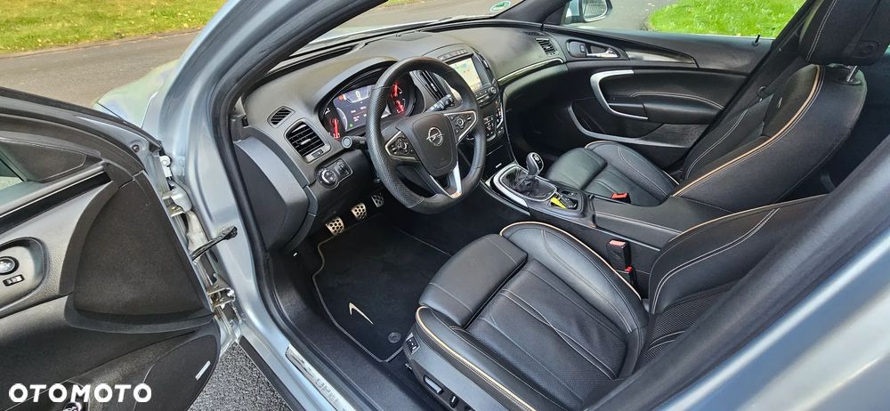 Opel Insignia - 27