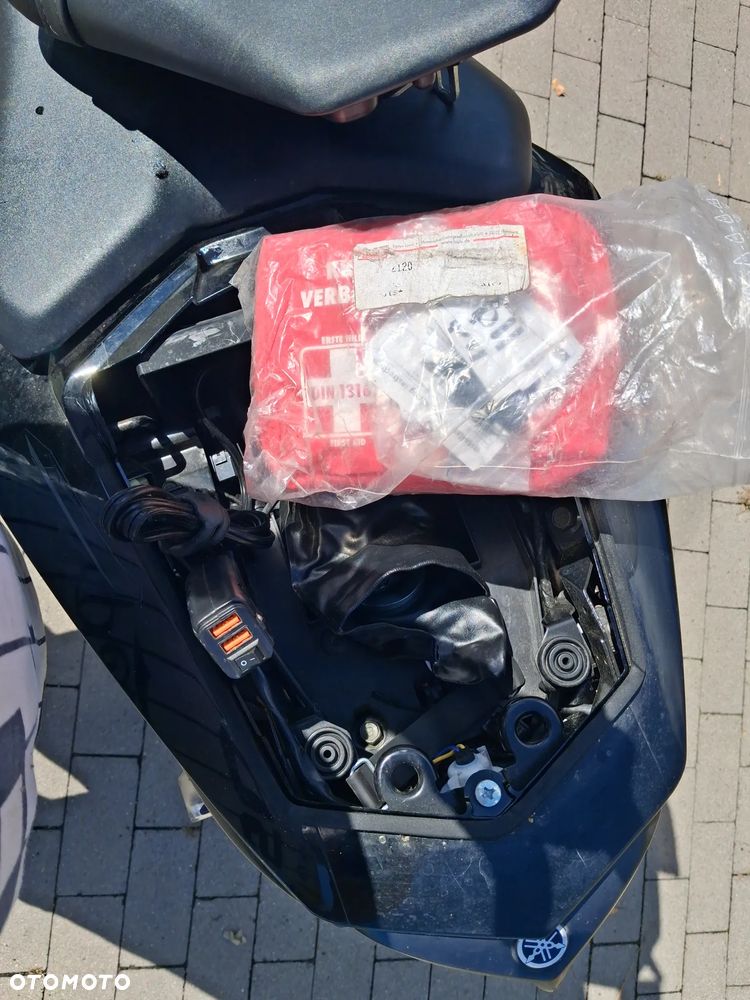 Yamaha FZ - 15