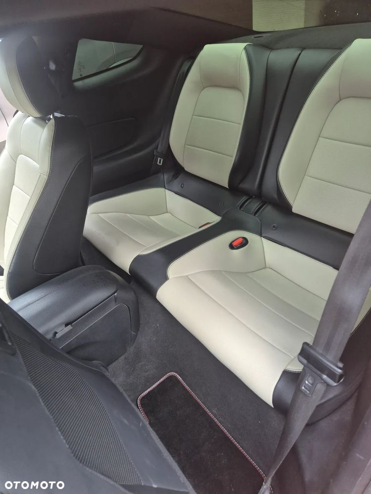 Ford Mustang 5.0 Ti-VCT V8 GT - 12