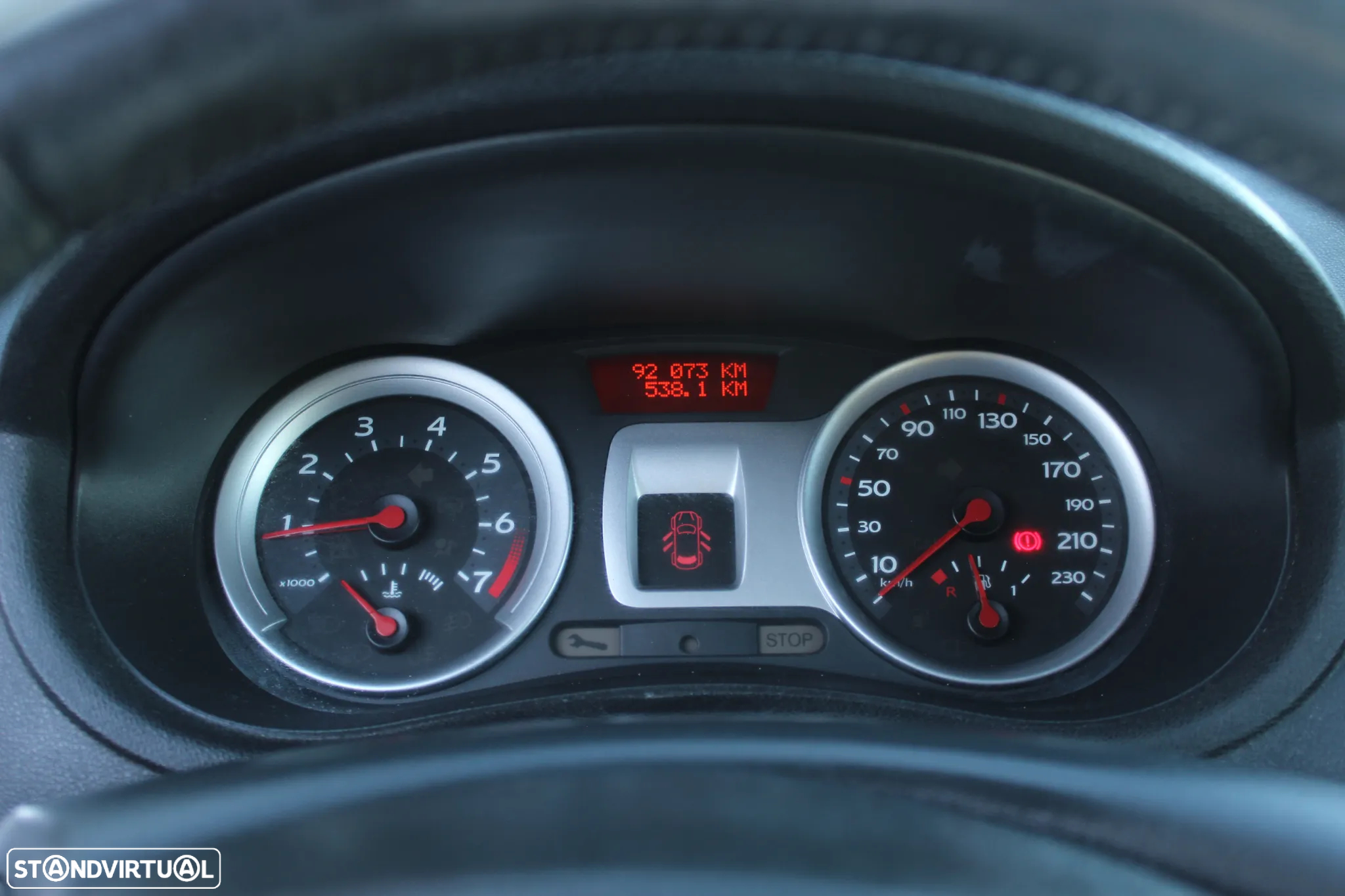 Renault Clio 1.2 16V Dynamique S - 12