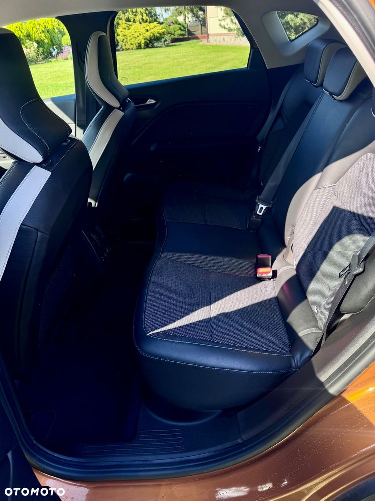Renault Captur 1.6 E-TECH Plug-In Intens - 13