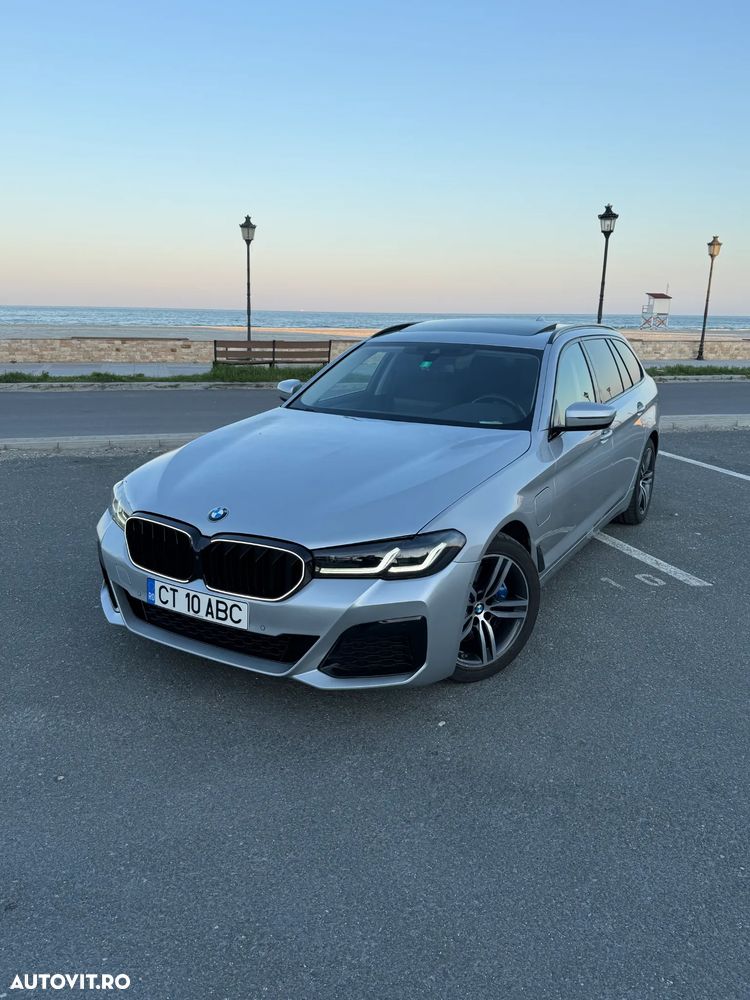BMW Seria 5 530e Aut. Luxury Line - 40