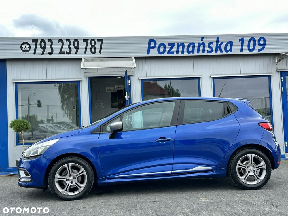 Renault Clio - 19