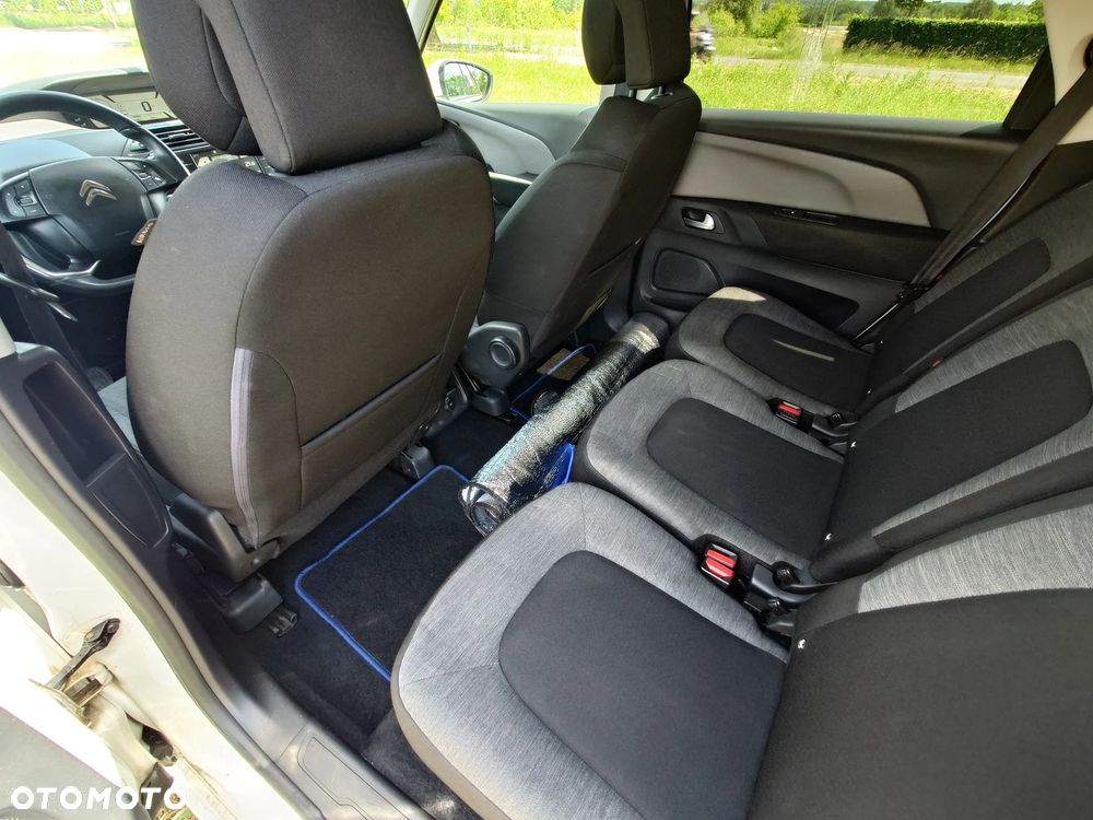 Citroën C4 Picasso 1.6 HDi Attraction - 10
