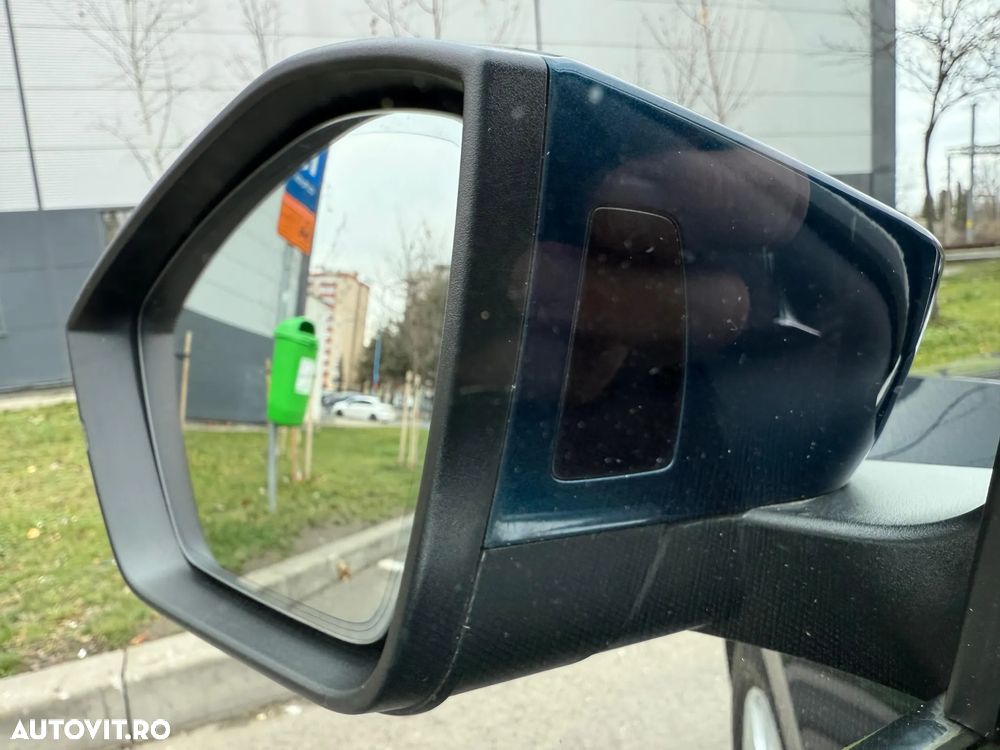 Skoda Octavia 2.0 TDI Premium Edition - 26