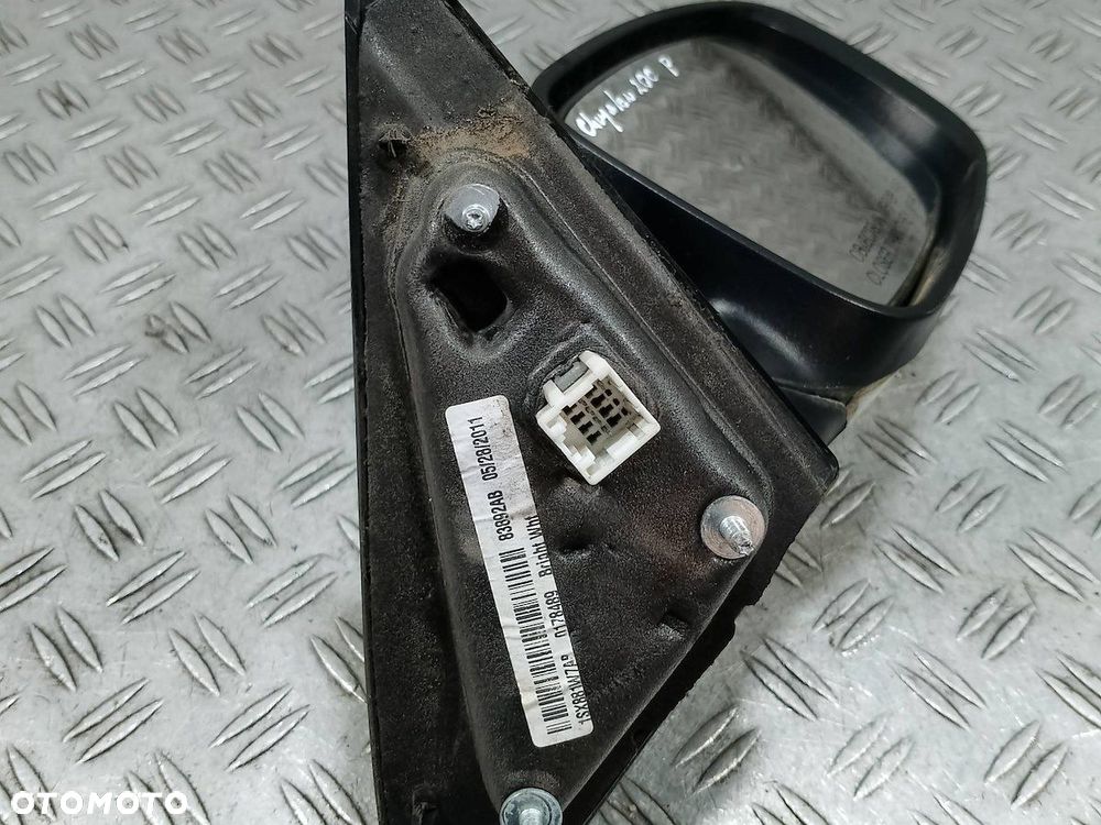 LUSTERKO PRAWE CHRYSLER 200 (JS) 83892AB PW7 - 6