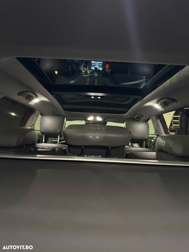 Hyundai Santa Fe 2.2 CRDi 4WD 7 seats Luxury+ - 7