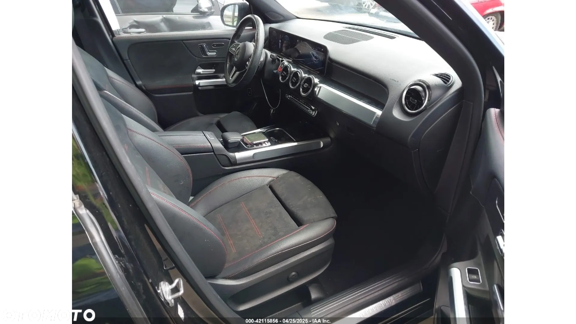Mercedes-Benz GLB - 9