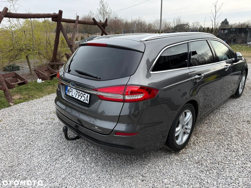 Ford Mondeo 2.0 TDCi Titanium PowerShift - 13