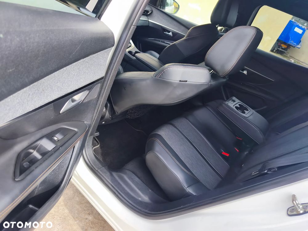 Peugeot 3008 2.0 BlueHDi Allure - 34