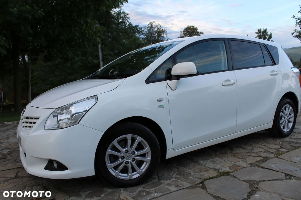 Toyota Verso 2.0 D-4D Edition - 13