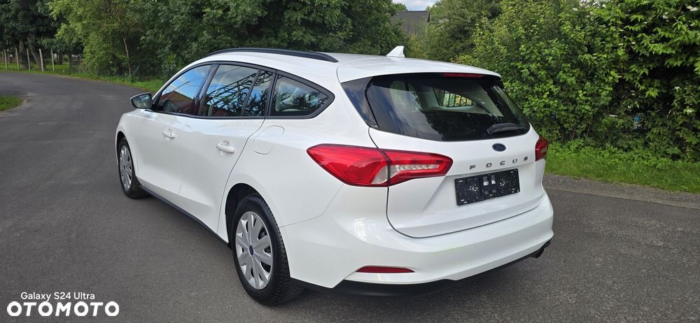 Ford Focus - 4