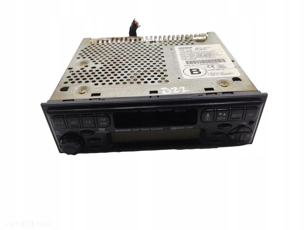 fabryczne radio na kasety kaseta nissan navara d22 28113vk701 1997-2005 - 1