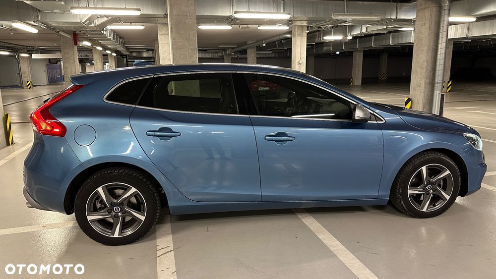 Volvo V40 D4 Drive-E R-Design Summum - 24