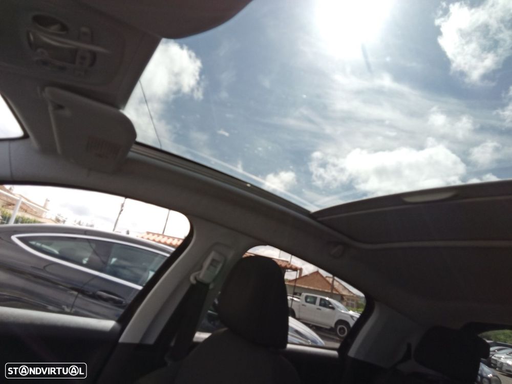 Peugeot 208 1.4 HDi Active - 3