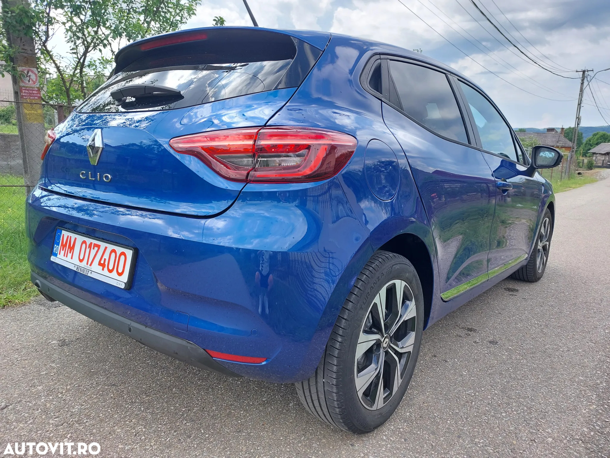 Renault Clio TCe 90 CVT TECHNO - 17
