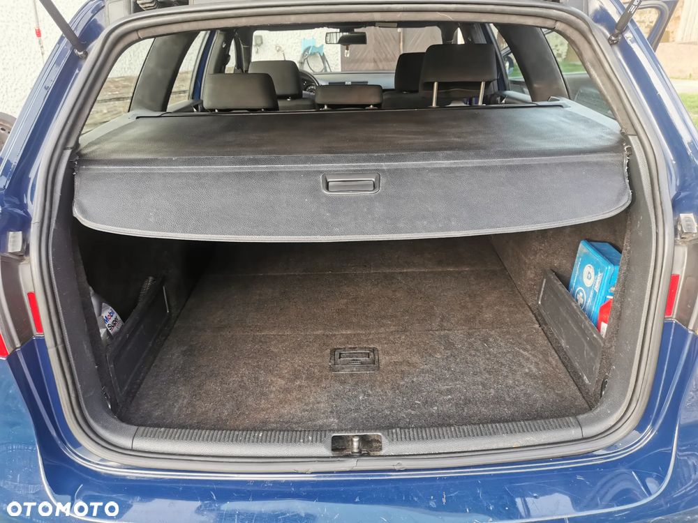 Volkswagen Passat 1.9 TDI Trendline - 10