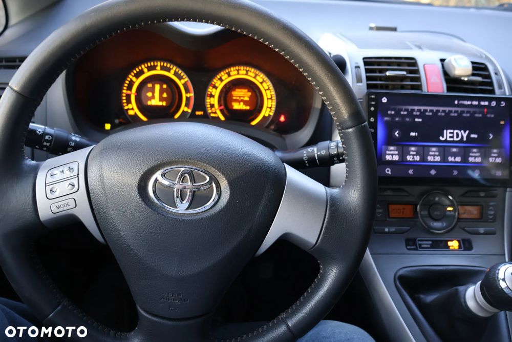 Toyota Auris 1.33 VVT-i Luna - 6