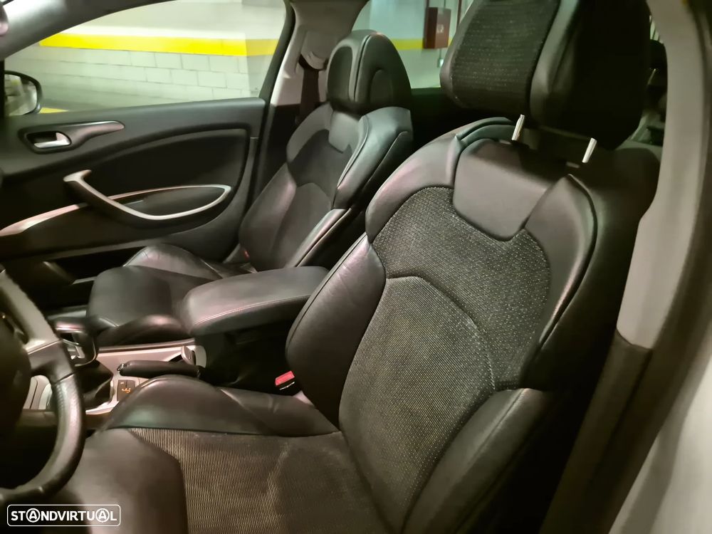 Citroën C5 Tourer 1.6 e-HDi Séduction Air.CMP6 - 26