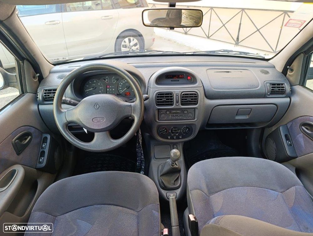Renault Clio 1.2 RN - 14