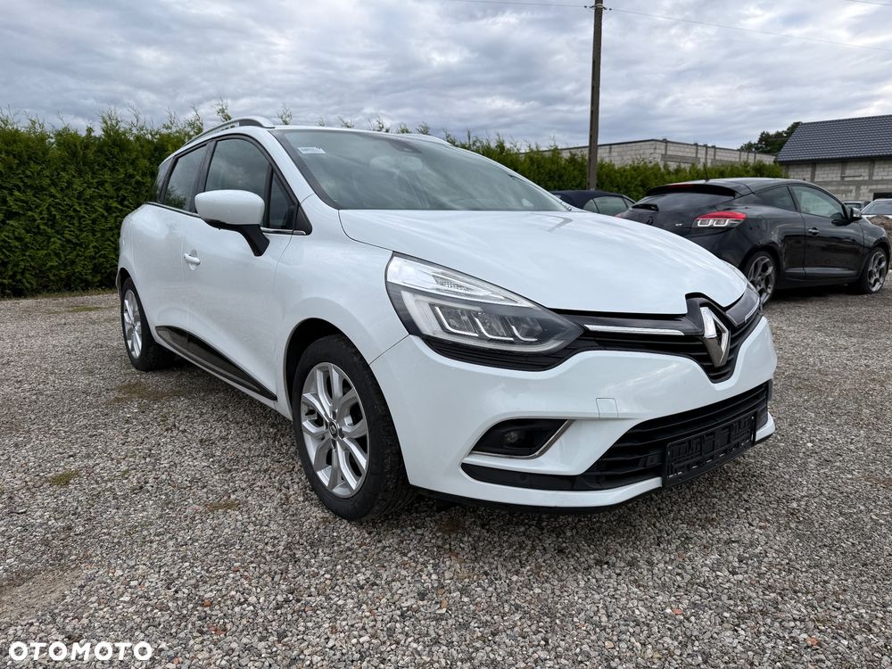 Renault Clio Energy dCi 110 Start & Stop INITIALE PARIS - 4