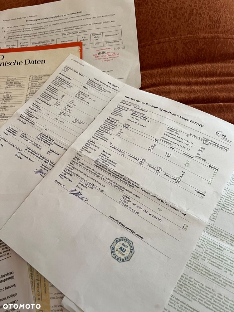 Mercedes-Benz W123 - 37