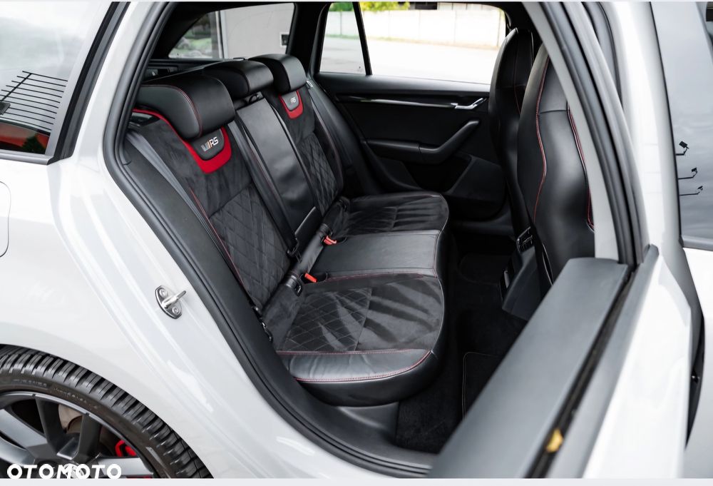 Skoda Octavia 2.0 TSI DSG RS 230 - 7