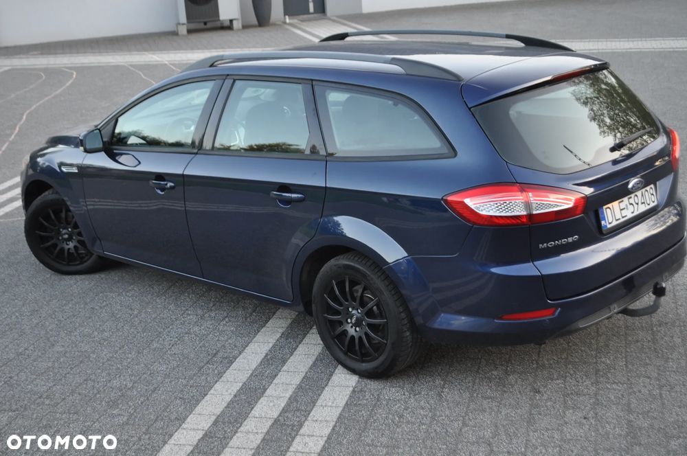 Ford Mondeo 2.0 Titanium - 37
