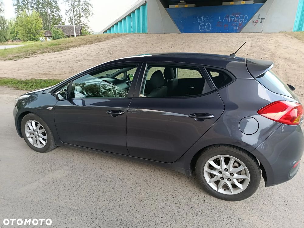 Kia Ceed 1.4 L - 7