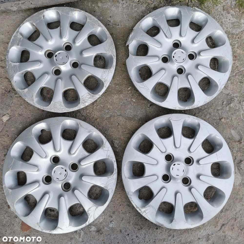 Nissan Micra Note Pixo Kołpaki 14" KOMPLET