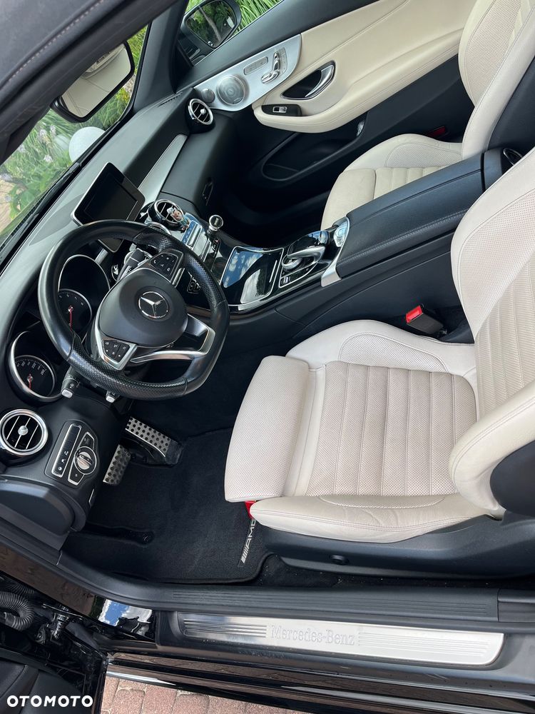 Mercedes-Benz Klasa C 300 9G-TRONIC - 8