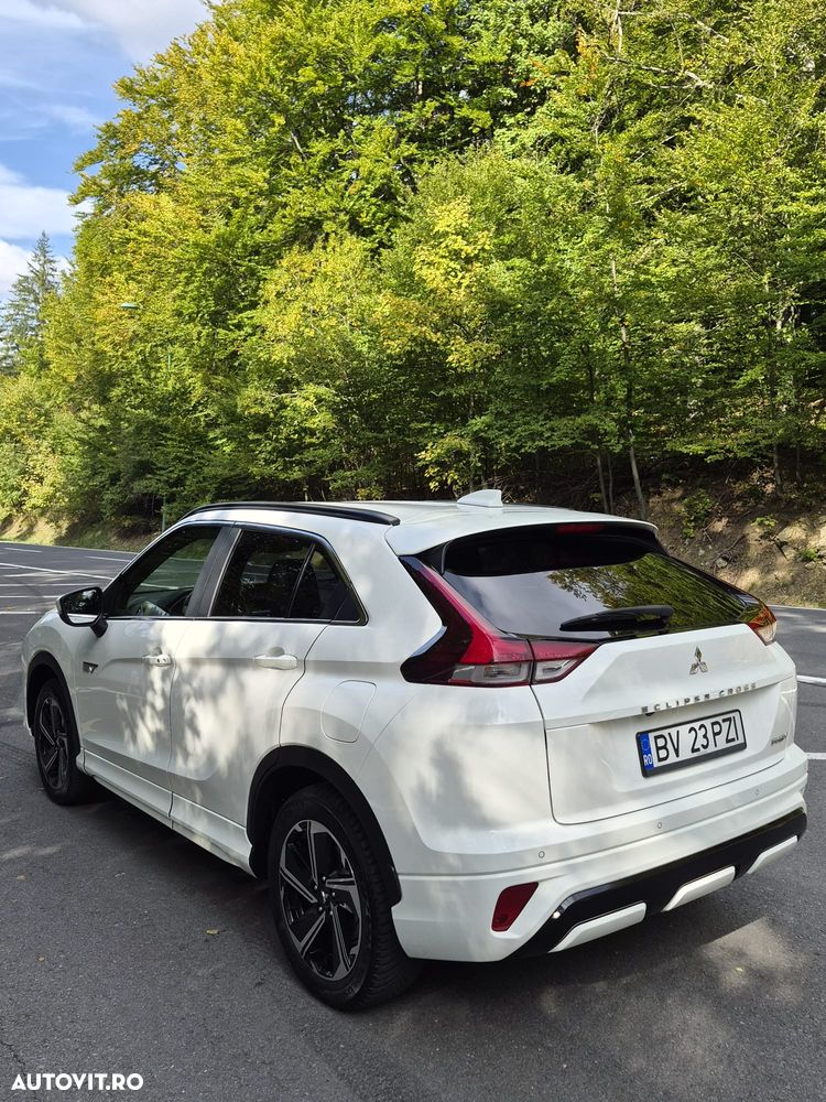 Mitsubishi Eclipse-Cross - 3
