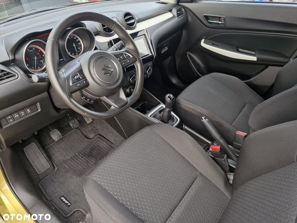 Suzuki Swift 1.2 Dualjet SHVS Premium Plus - 7