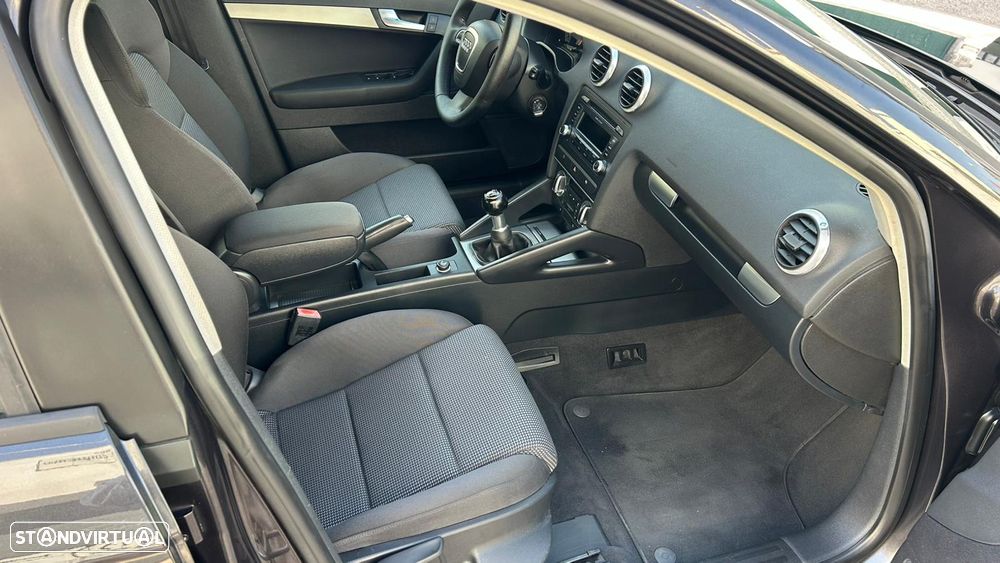 Audi A3 Sportback 2.0 TDi Sport - 9