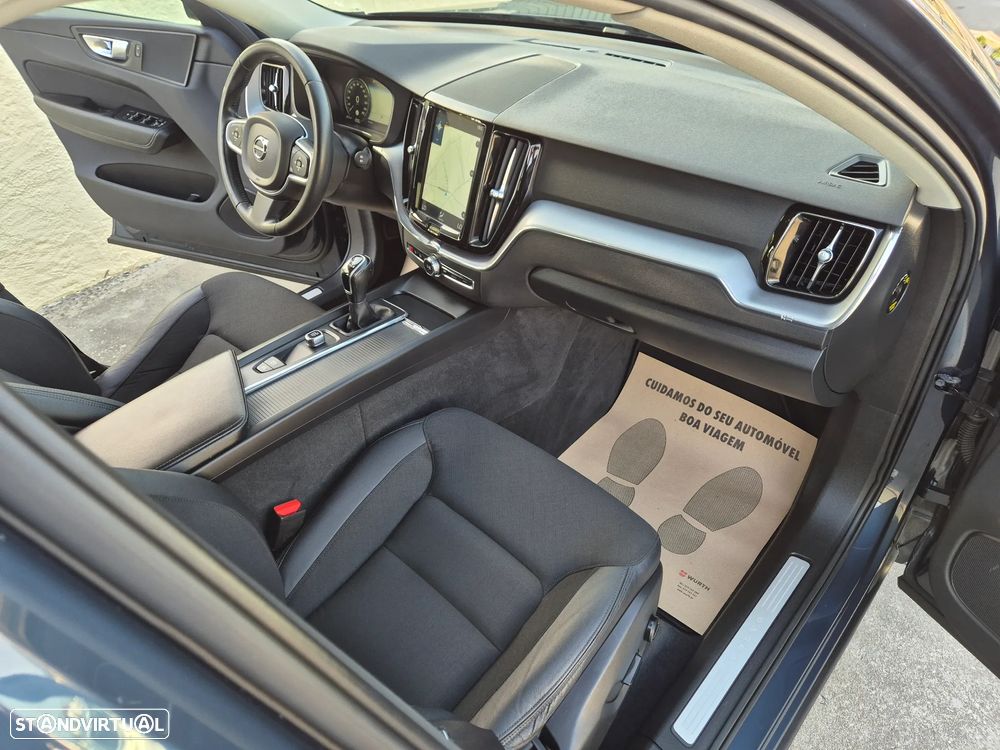 Volvo XC 60 2.0 D4 Momentum Plus - 37