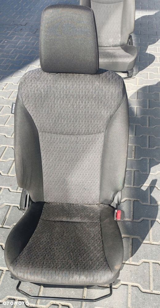 Fotel prawy pasażera przedni przód SUZUKI BALENO II 15-