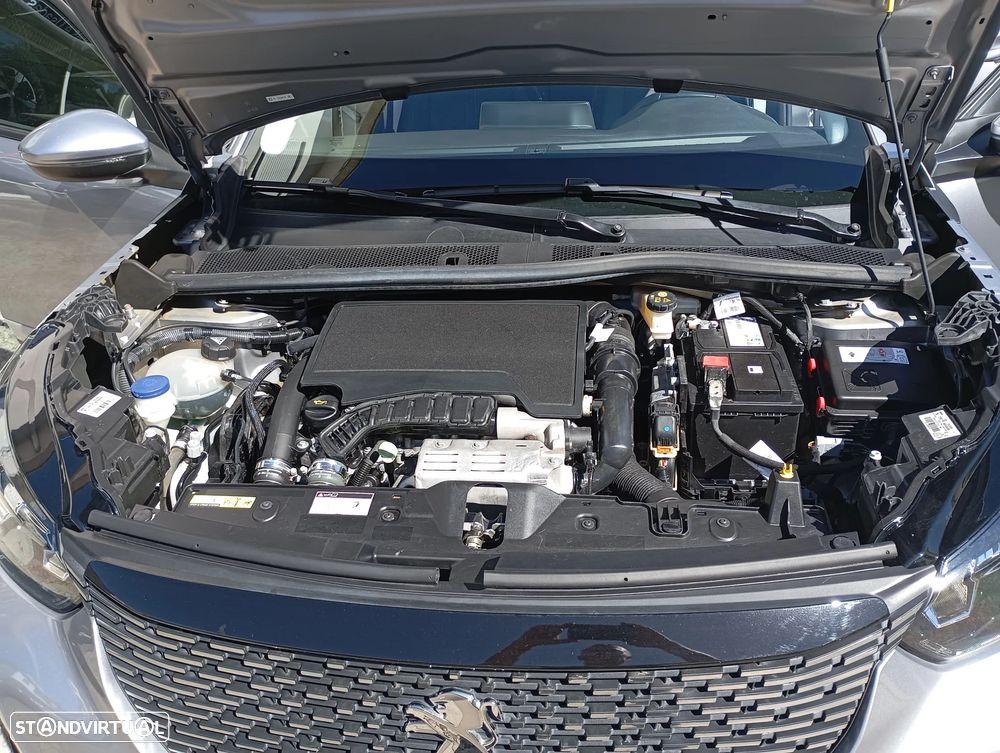 Peugeot 2008 PureTech 130 EAT8 Allure Pack - 15