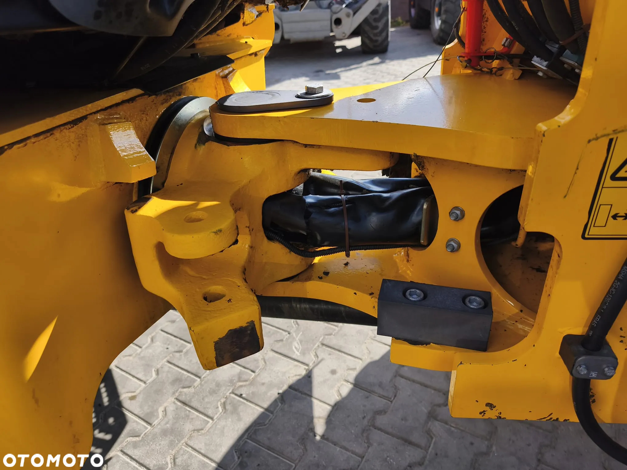 JCB 409 - 6