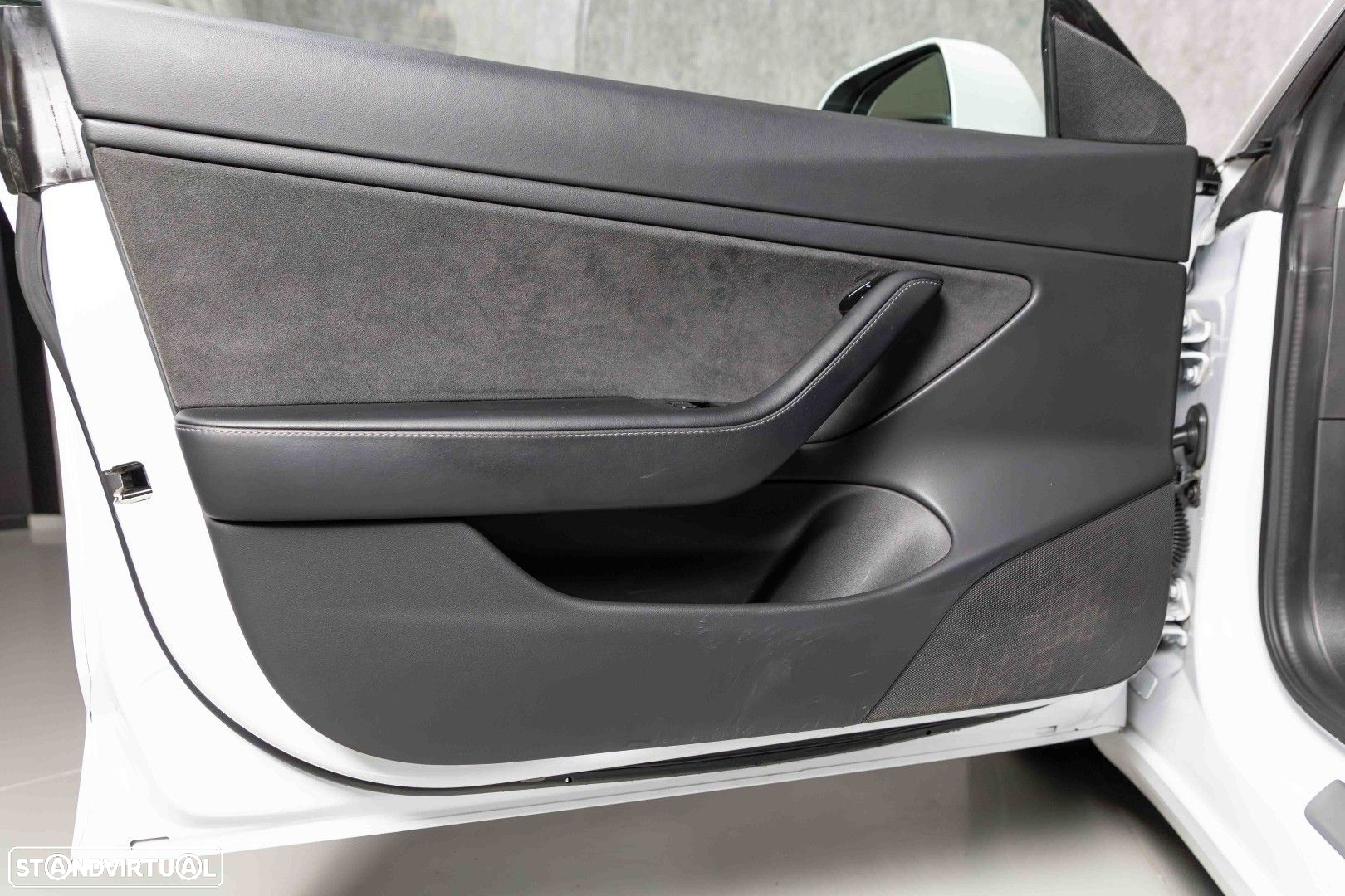 Tesla Model 3 Long-Range Dual Motor AWD - 21