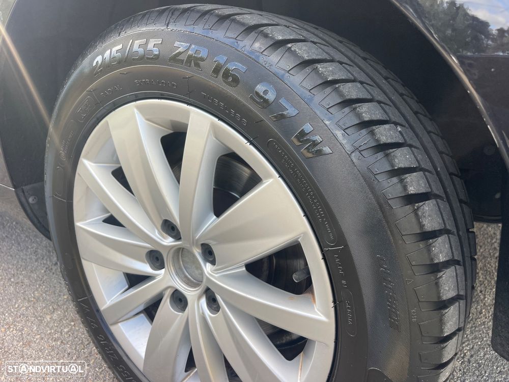 VW Passat Variant 1.6 TDI BlueMotion - 10