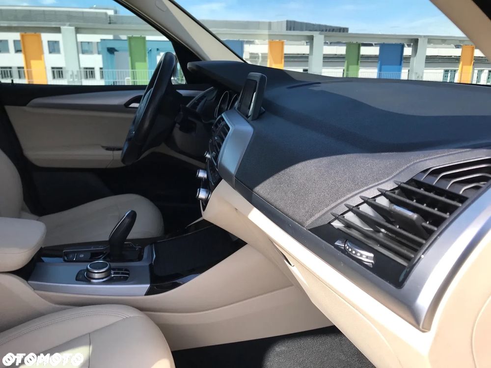 BMW X3 xDrive20d Business Edition sport - 26