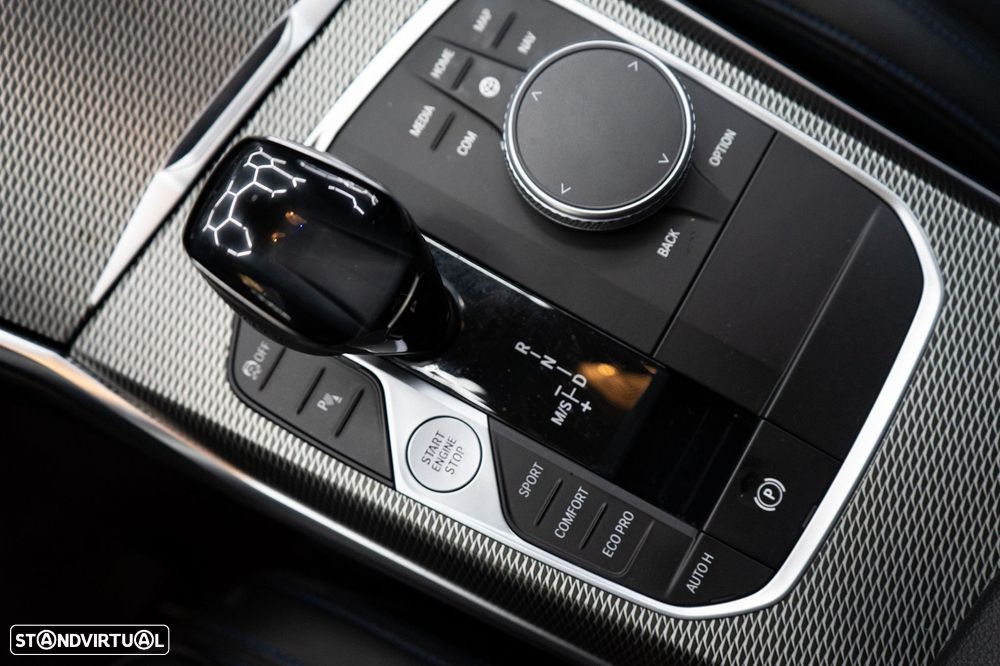 BMW 320 d Touring Pack M Shadow Auto - 44