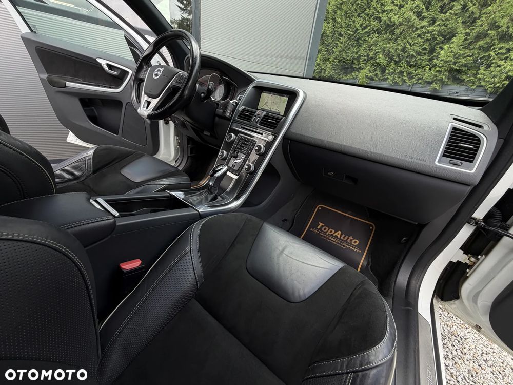 Volvo XC 60 D4 Geartronic RDesign - 15