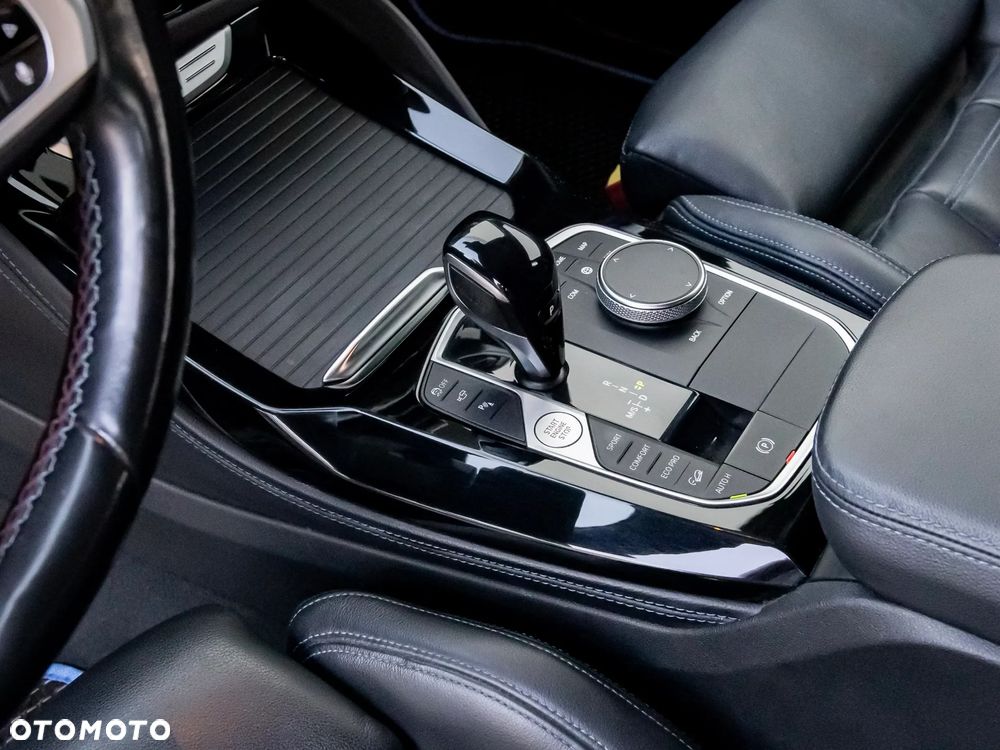 BMW X4 - 21