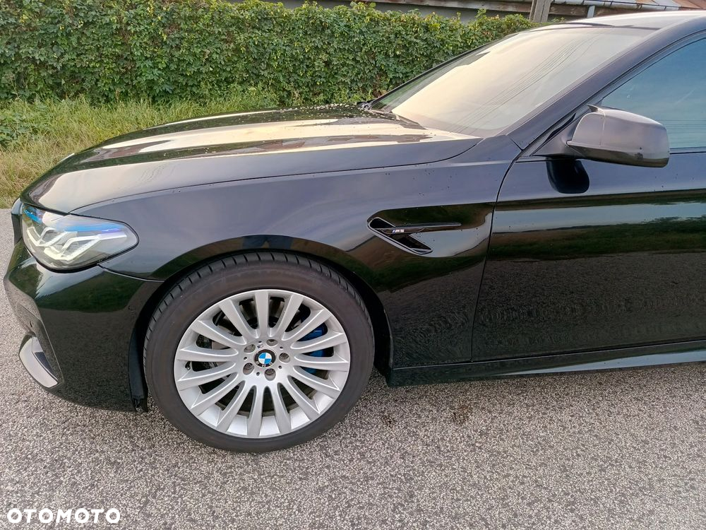 BMW Seria 5 ver-520d-touring - 13
