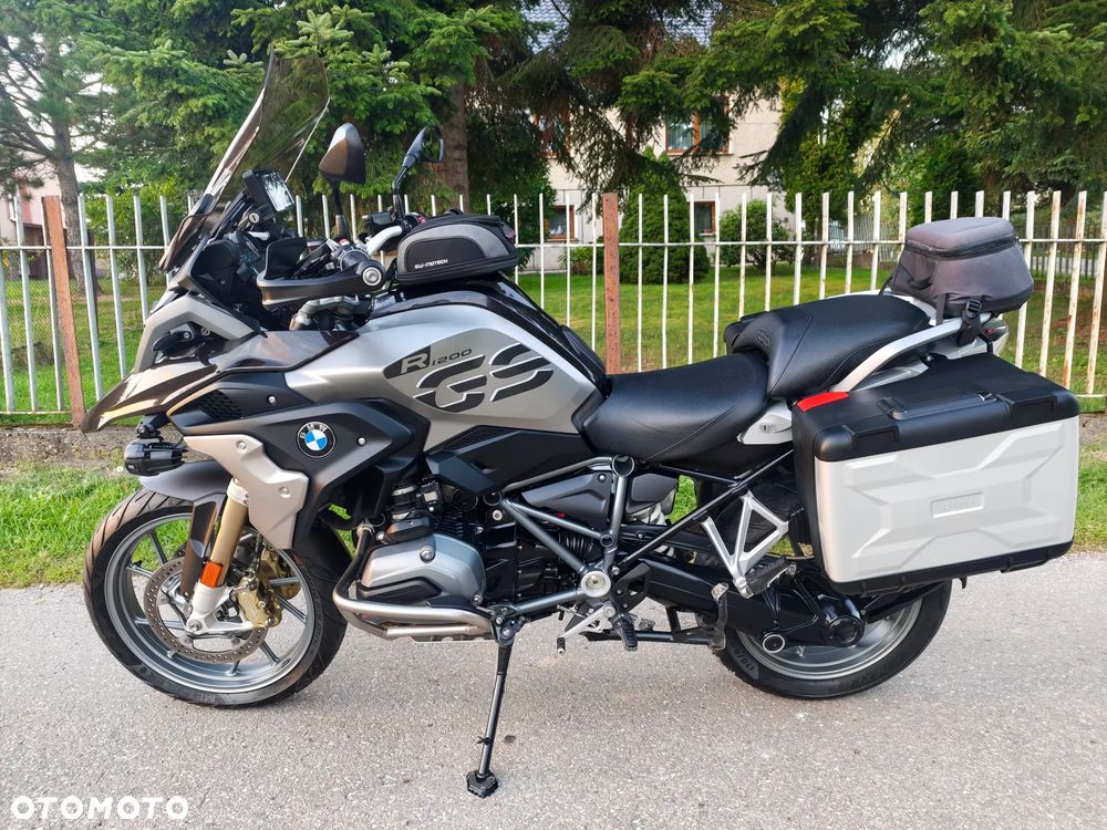 BMW R - 9