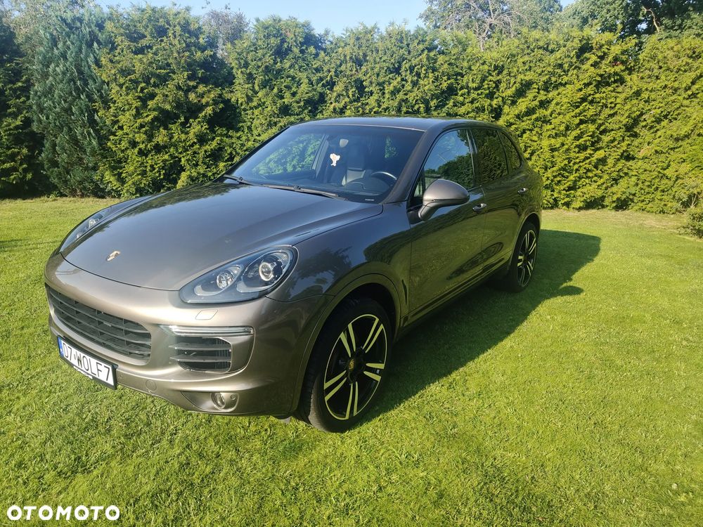 Porsche Cayenne Platinum Edition - 38